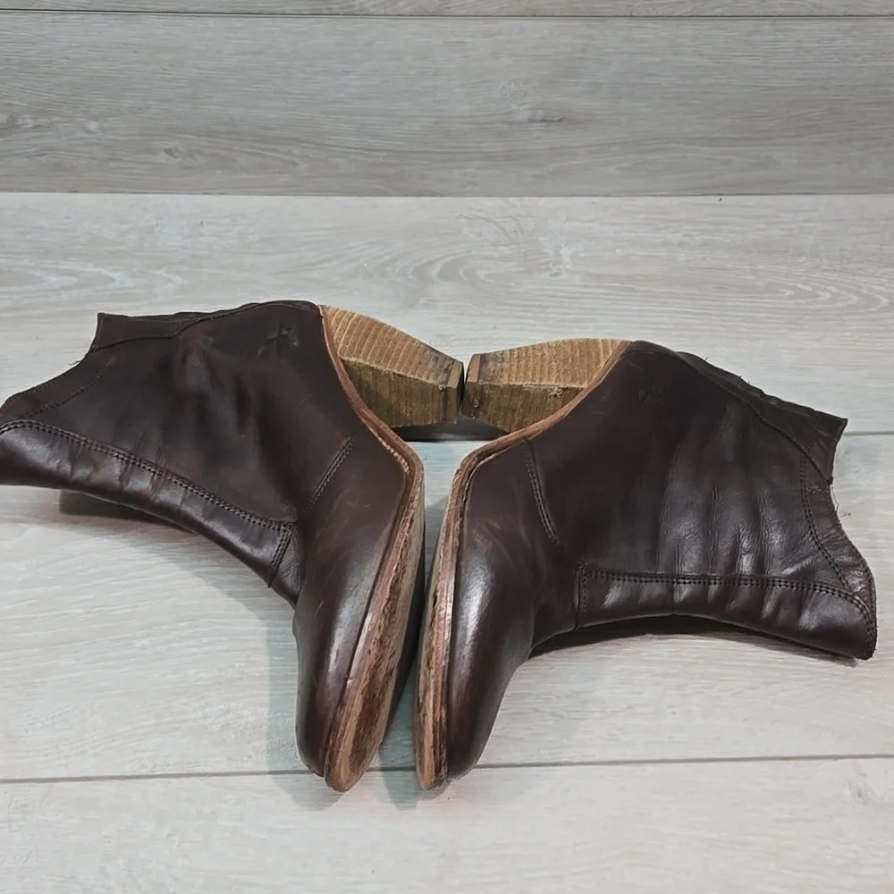 J Shoes Women Ranch 2 Ankle Leather Western Moto Heels shoes boots sz 9